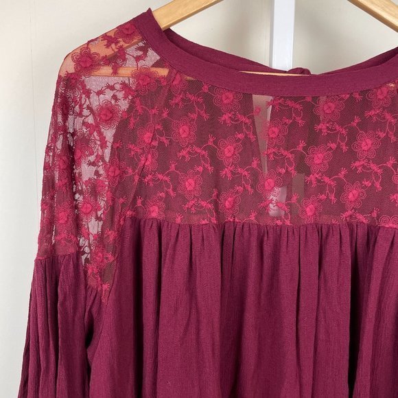 Andthewhy‎ Top Blouse Womens Small Maroon Red Lace Trim Balloon Sleeve Rayon - Picture 3 of 7